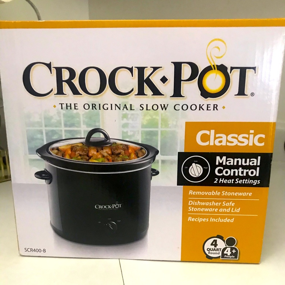 NEW NEVER OPENED 4 quart crockpot slower cooker